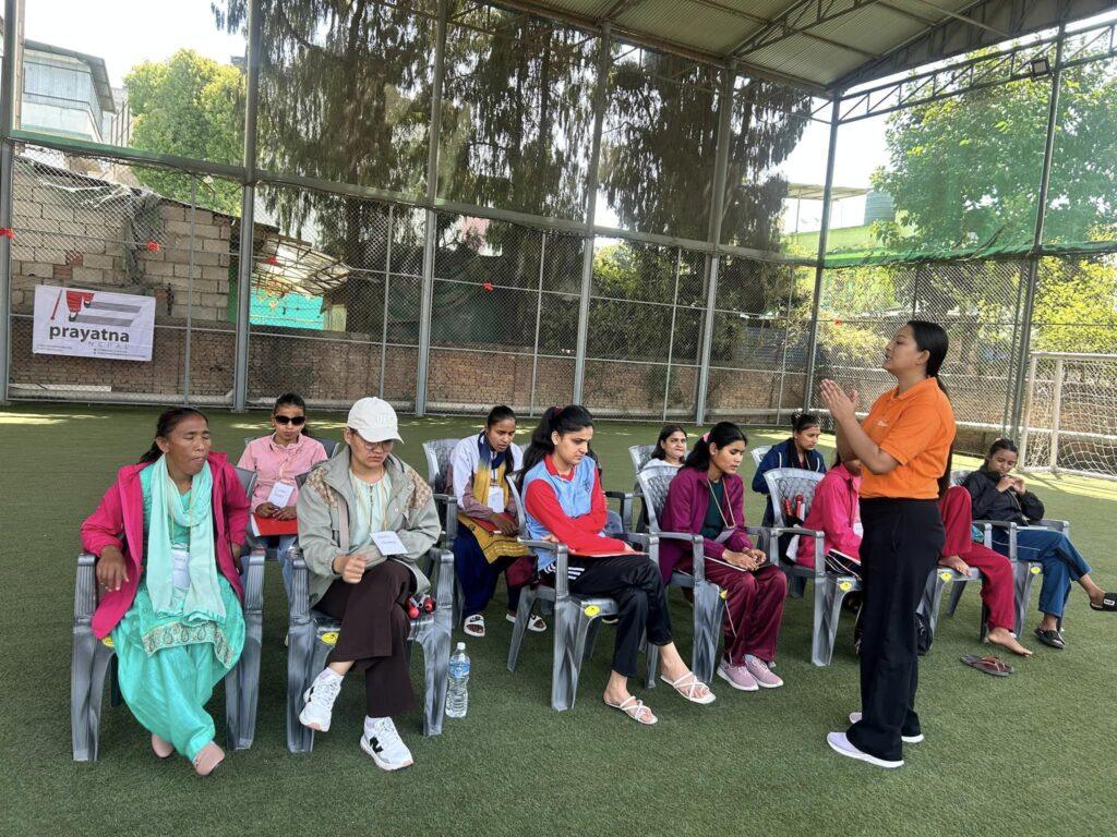 Participants paying attention immediately theoretical session